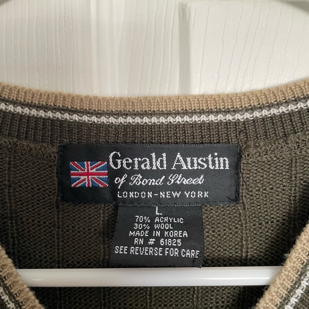 Gerald Austin of Bond Street Olive V-Neck Sweater Vest Wool Blend Sz Large - Picture 3 of 7
